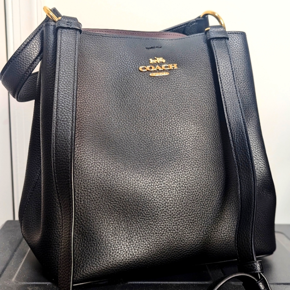 Coach Bucket Bag
